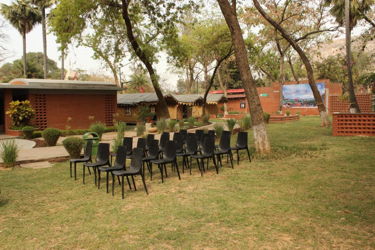 Pandu Pokhar Eco Adventure Resort Rajgir Exterior photo